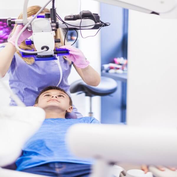 بهترین مطب دندانپزشکی در سعادت آباد